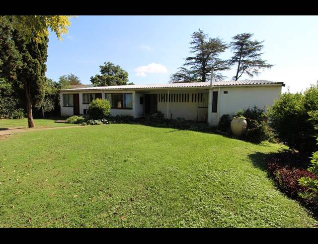 5 BEDROOM HOUSE SOLD IN SCOTTSVILLE